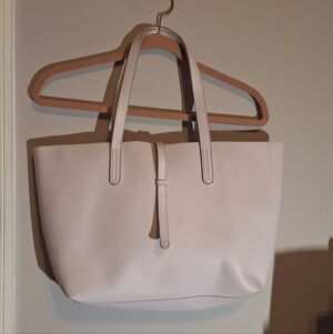 Wipable Basic Cream Fashion Tote Bag